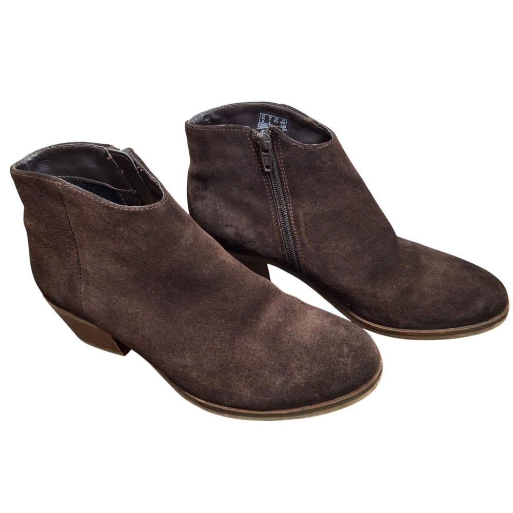 Clarks Womens Dark Brown Suede Ankle Boots Block Heel Side Zip Size 7M 261404055